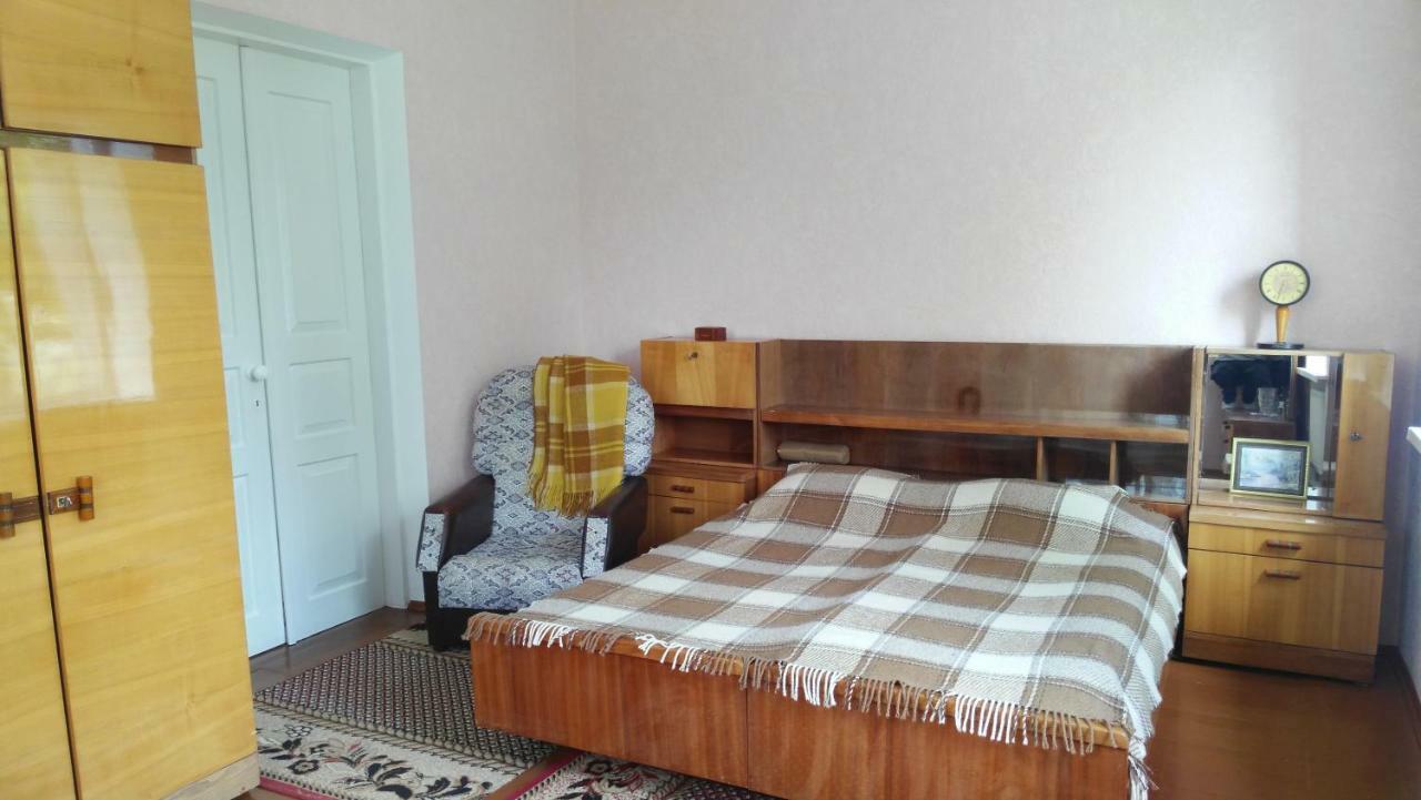 Separate Room Homestay In A Private House, Facilities Shared With Owner Berdychiv Exteriör bild